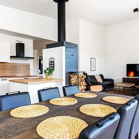 Karina - Beachfront With Jacuzzi Porvoo