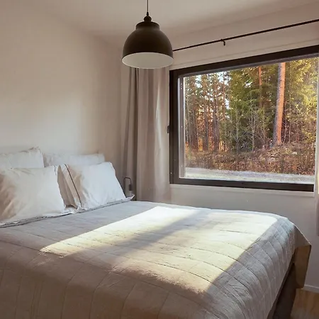 Villa Karina - Beachfront With Jacuzzi Porvoo