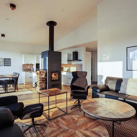 Karina - Beachfront With Jacuzzi Villa Porvoo