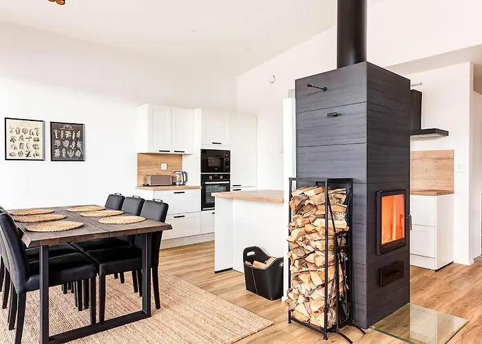 Villa Karina - Beachfront With Jacuzzi *